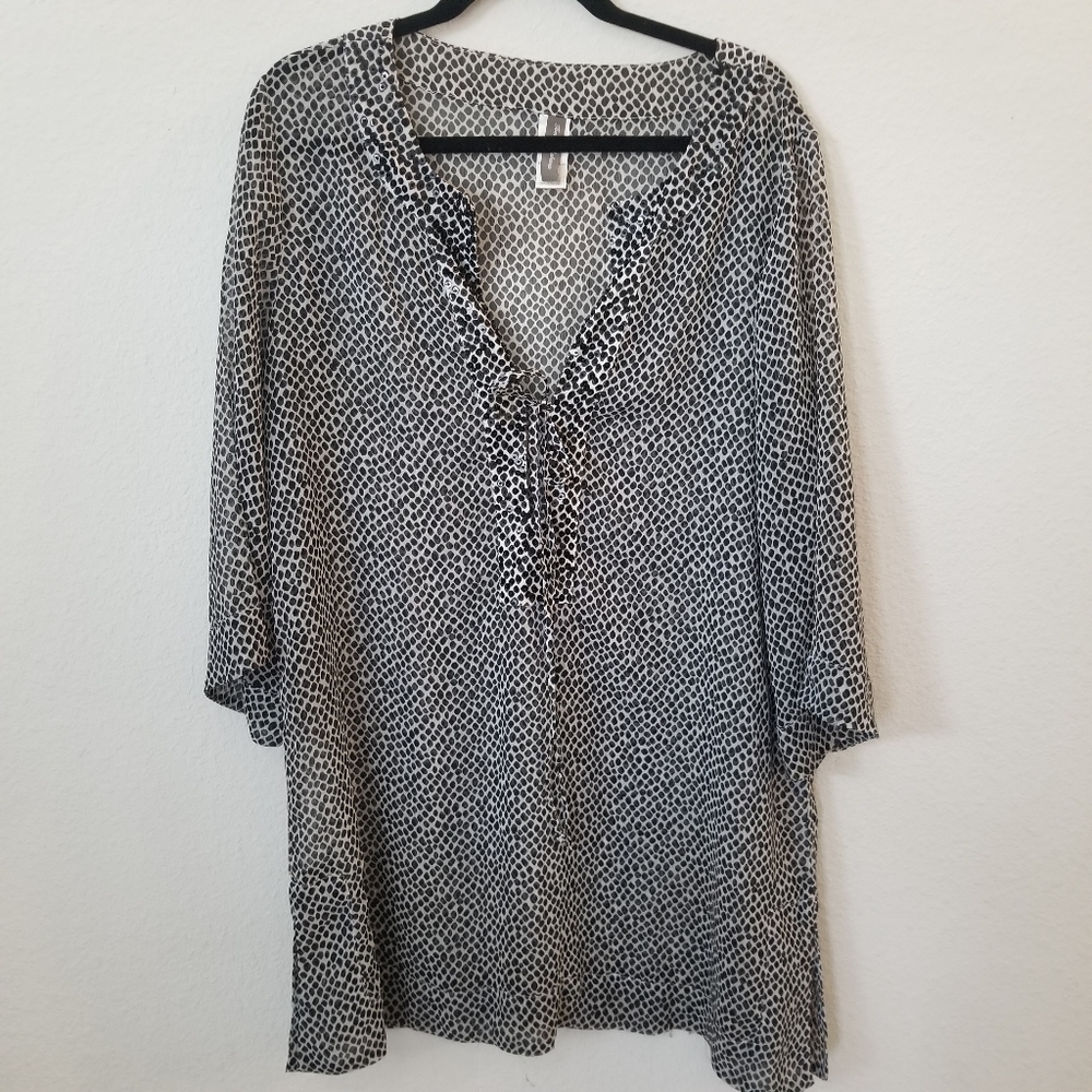 Tommy bahama Swimsuit Cover up